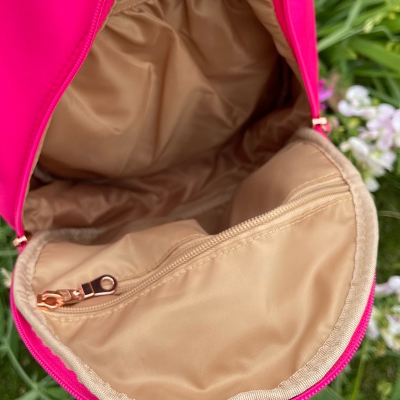 Sarah Wells Allie sling bag - Picture 2 of 6